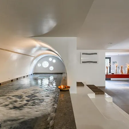 Hotel Orama &