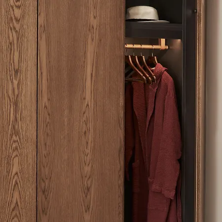 فندق Orama & ثيرا