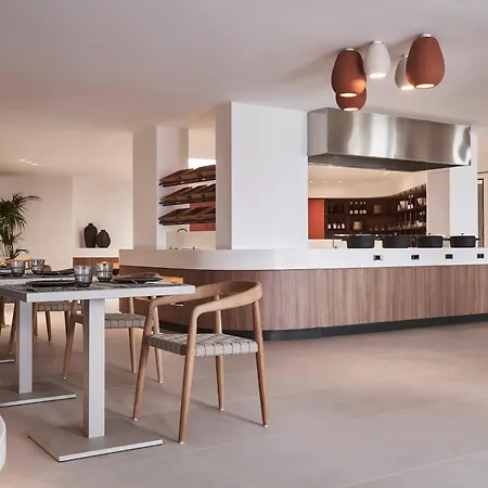 Orama & 5* Fira (Santorini)