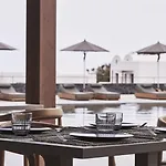 Orama & Hotel